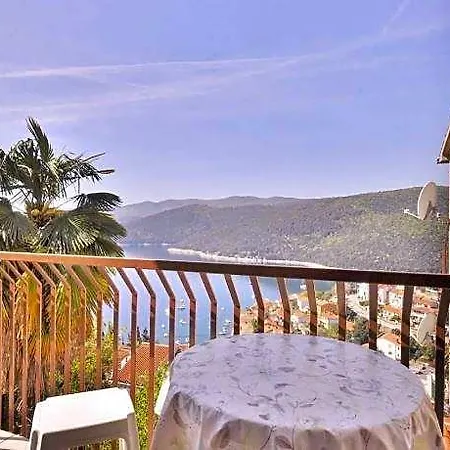 653 Hotel 4*